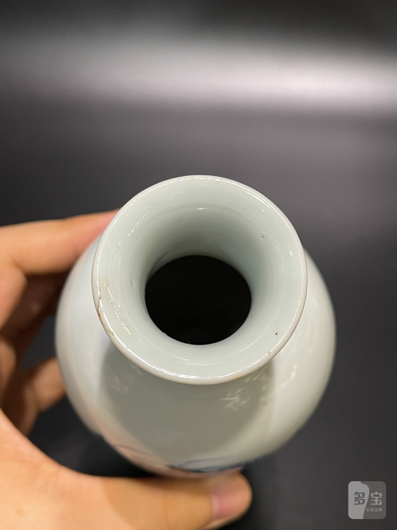 清康熙 青花蝶恋花图观音瓶 - 图9